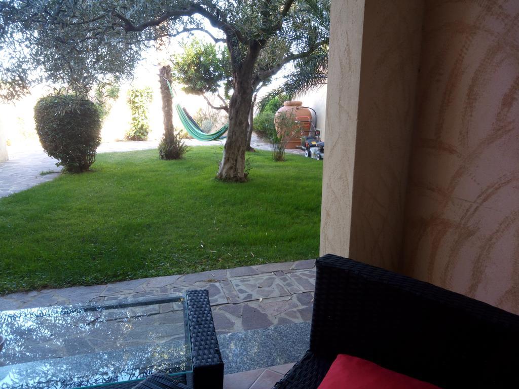 פולה Nora Guesthouse Rooms And Villas מראה חיצוני תמונה